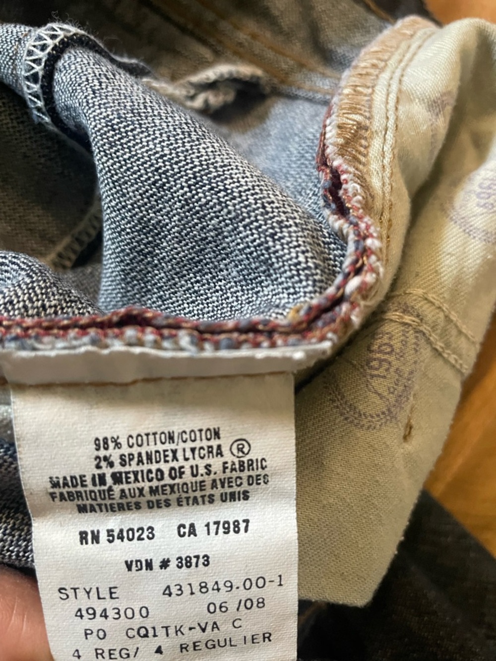Y2K 2008 Gap Limited Edition Denim - Red Rivet Detail- Cuffed Hem - Size 4R - Picture 7 of 7